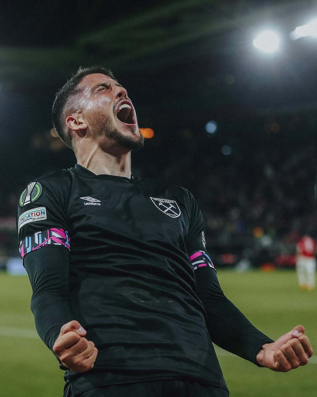 开云网站 -今夜突围战来临，纽卡斯尔围绕意大利杯强势反弹，球迷炸锅，团队化学反应显著的简单介绍